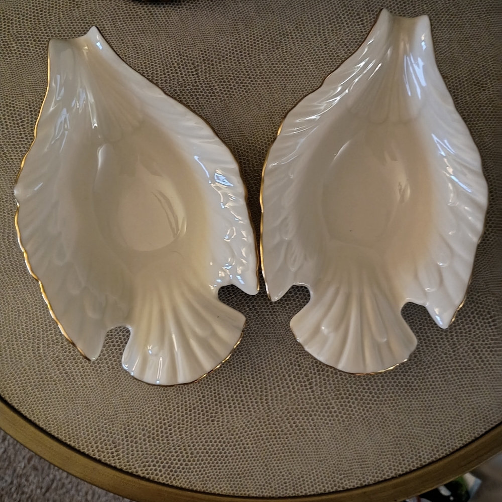 LENOX Vintage Bone China Dove Collection Set of 2, 24K Gold Trim, Nut Dishes,USA
